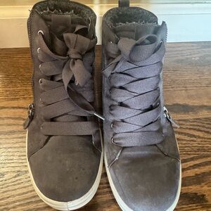 Ecco Women's Dark Gray High-Top Sneakers